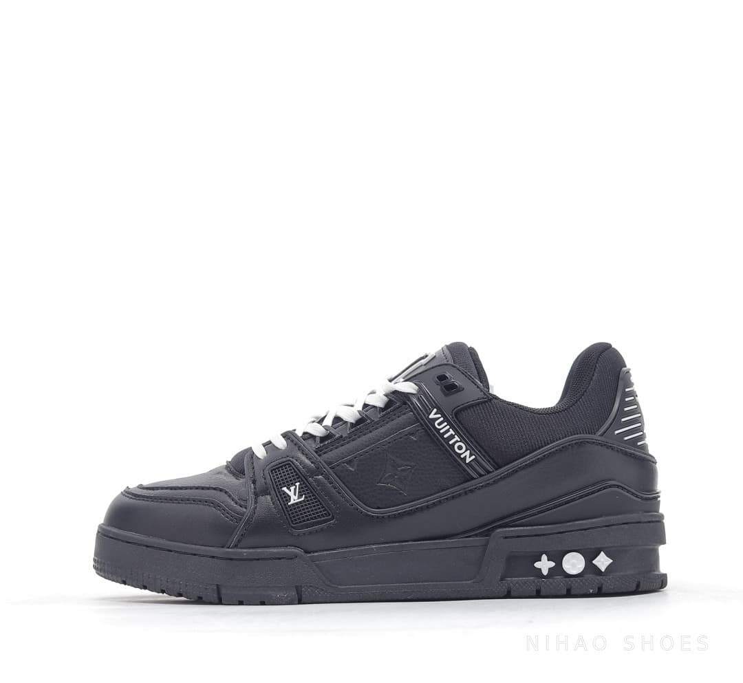 LV Trainer — Monogram