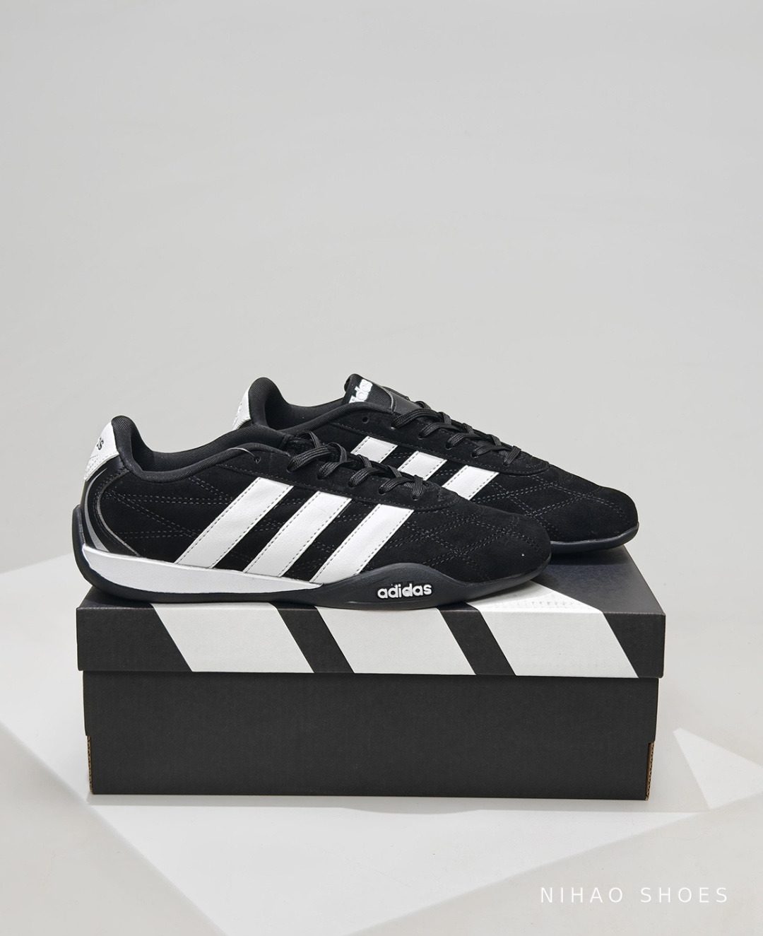 adidas ADIRACER Low — photo 4