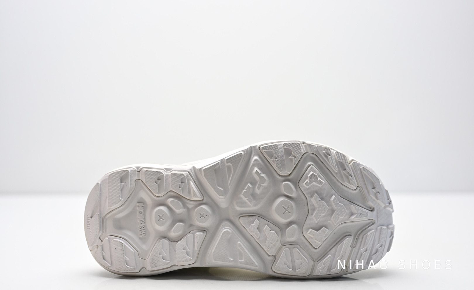 HOKA Hopara 2 — White