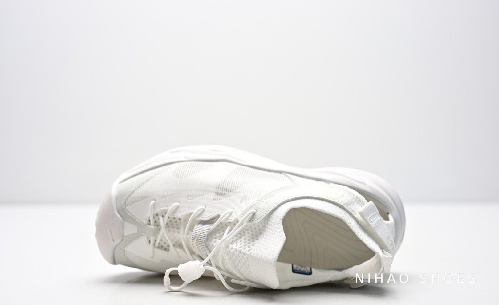 HOKA Hopara 2 — White