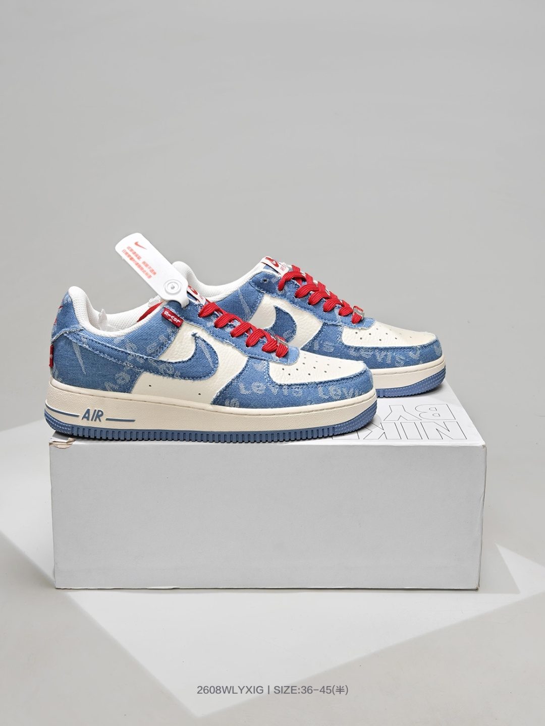 Nike SB Dunk Low Paisley