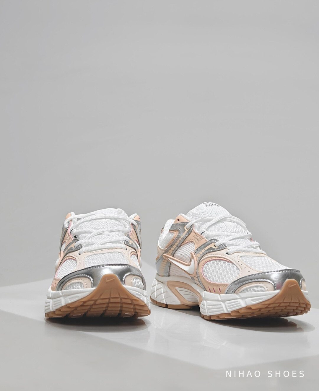Nike Zoom Vomero 5 White Silver — pair on the box